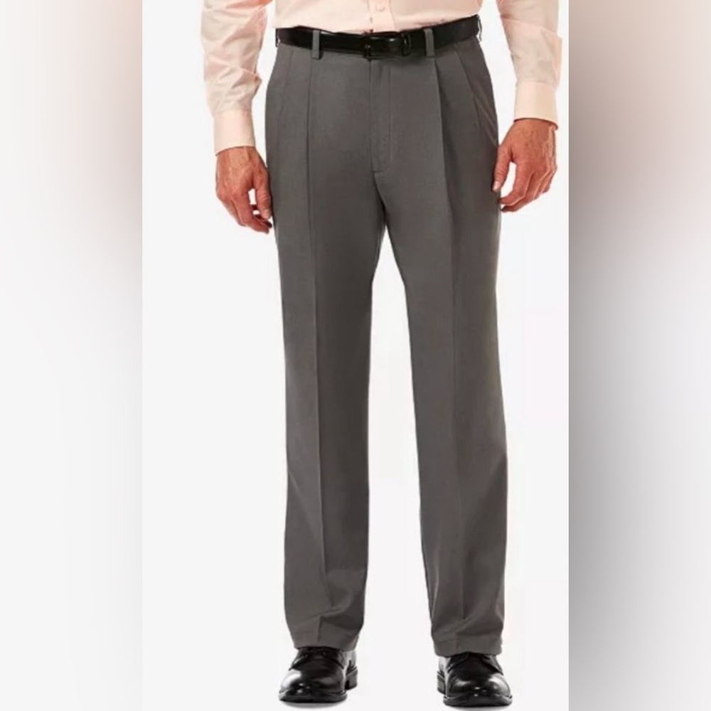 HAGGAR MENS GRAY PLEATED DRESS SLACKS PANTS 42X30
